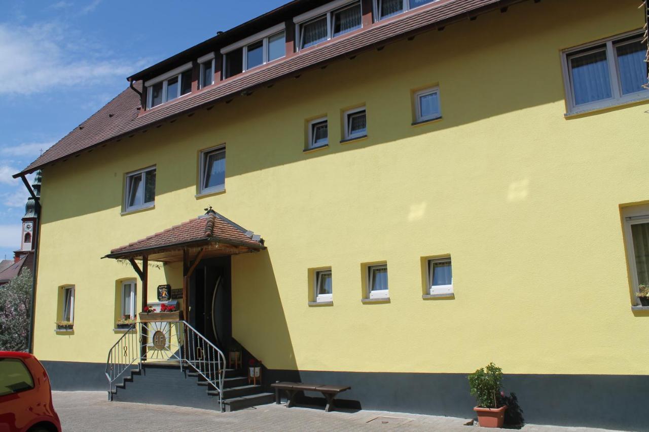 Gasthaus Zur Sonne Freiburg im Breisgau Buitenkant foto